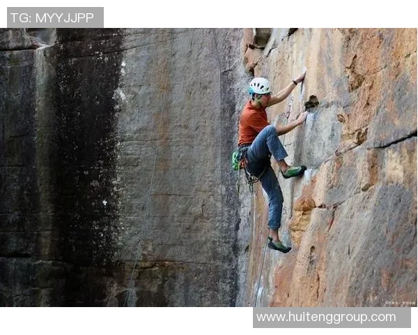 攀岩精神的传承与创新成都攀岩队的成长之路与团队意识探讨 攀岩精神的传承与创新成都攀岩队的成长之路与团队意识探讨